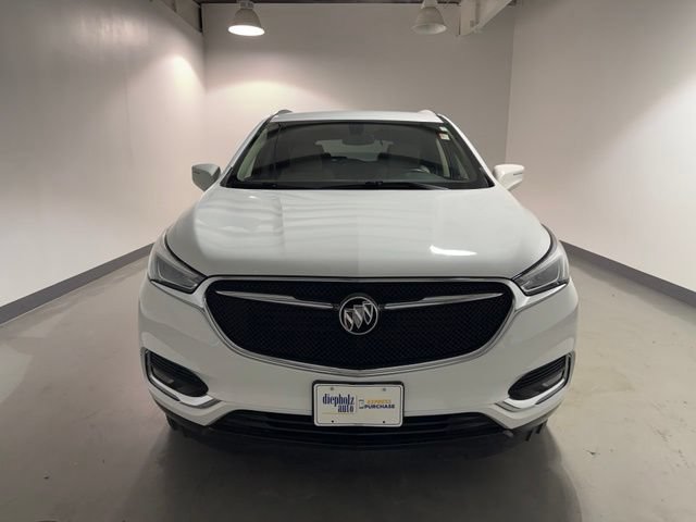 Certified 2019 Buick Enclave Essence w/ LPO, Sport Appearance Package FWD image 2