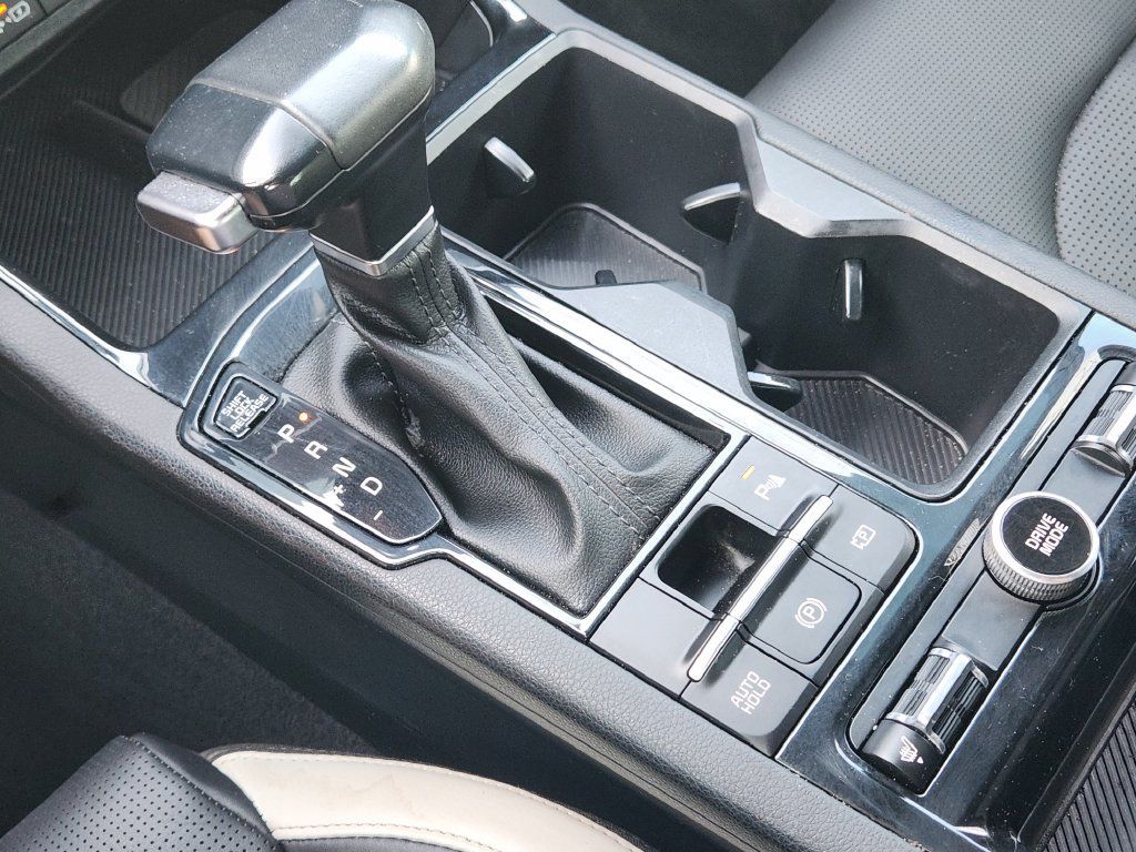 Used 2025 Kia K5 GT-Line w/ GT-Line Premium Package FWD image 9