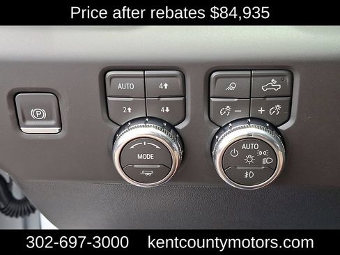 New 2026 GMC Sierra 3500 Denali w/ Denali Reserve Package AWD/4WD image 23