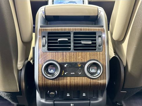 Used 2019 Land Rover Range Rover Sport HSE image 34