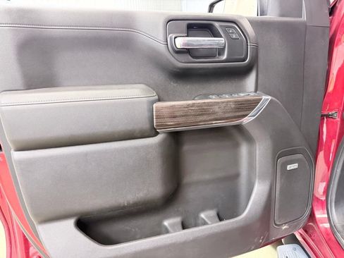 Used 2021 Chevrolet Silverado 1500 RST w/ Convenience Package II AWD/4WD image 9