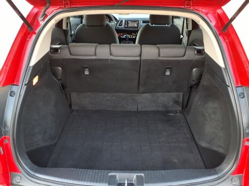 Used 2019 Honda HR-V EX image 6