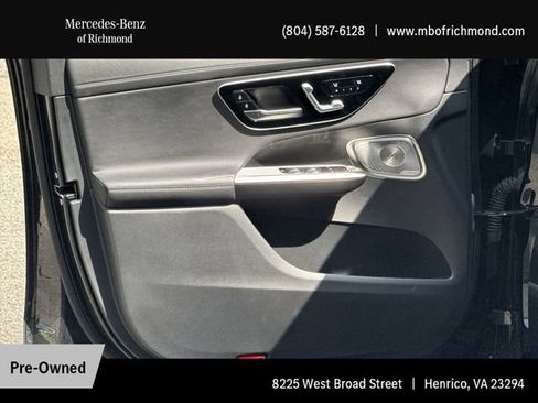 Used 2024 Mercedes-Benz GLC 300 4MATIC image 12