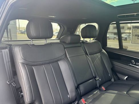 New 2026 Land Rover Range Rover Long Wheelbase SE AWD/4WD image 6