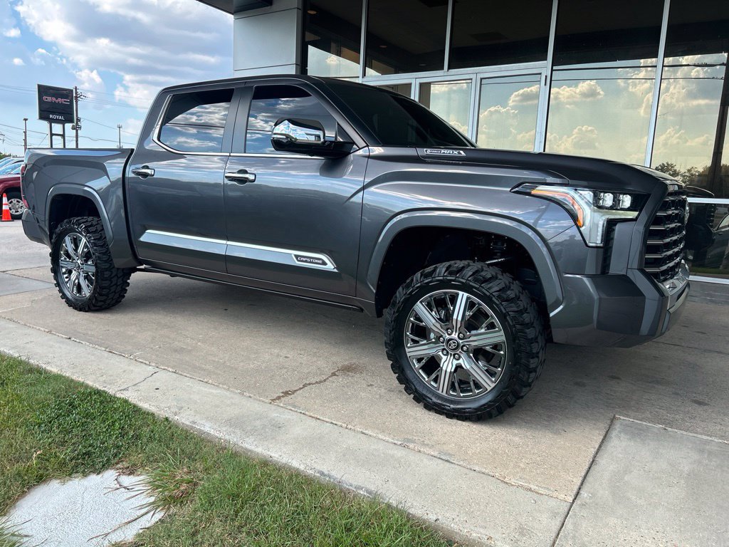Used 2026 Toyota Tundra Capstone AWD/4WD image 2