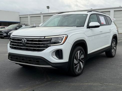 Used 2024 Volkswagen Atlas SE image 6