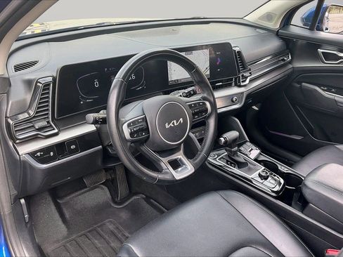 Used 2023 Kia Sportage EX image 20