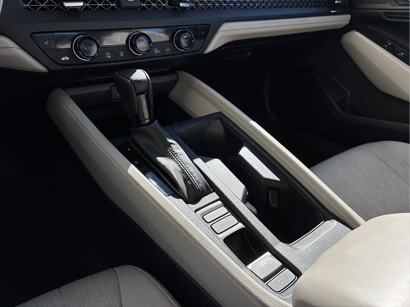 Certified 2023 Honda Accord EX image 25