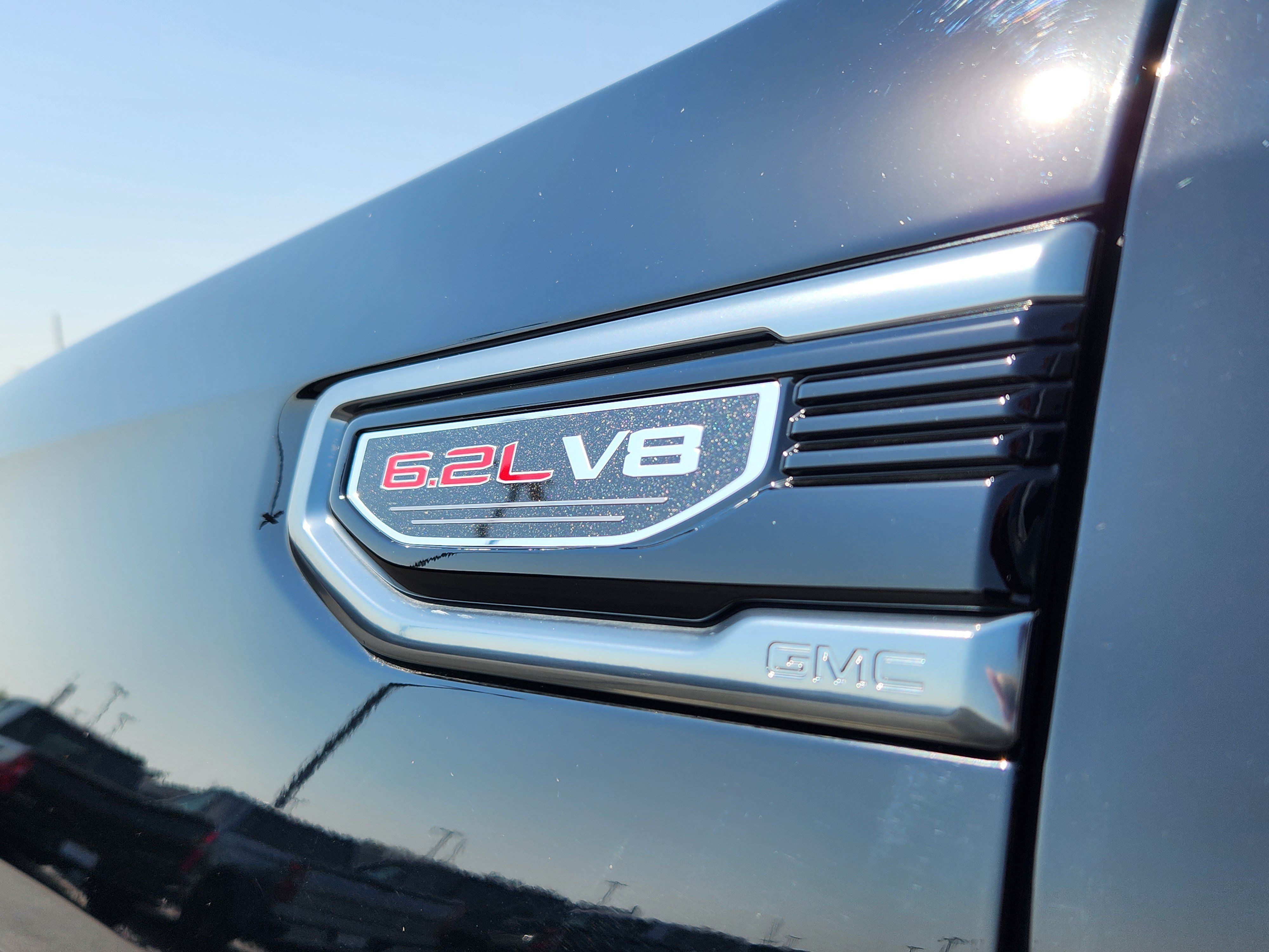 Used 2019 GMC Sierra 1500 AT4 w/ AT4 Premium Package AWD/4WD image 11