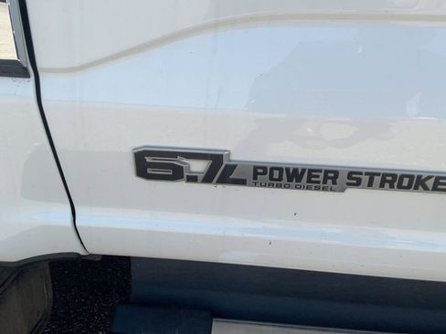 Used 2023 Ford F350 Lariat w/ Chrome Package AWD/4WD image 10