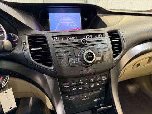 Used 2013 Acura TSX Tech Pkg image 19