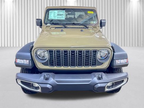 New 2026 Jeep Gladiator Sport image 11