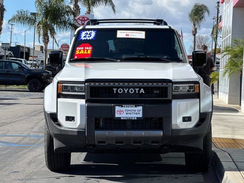 Certified 2025 Toyota Land Cruiser image 10