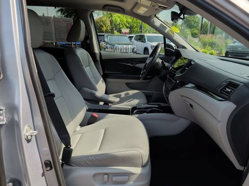 Used 2019 Honda Pilot Touring image 37