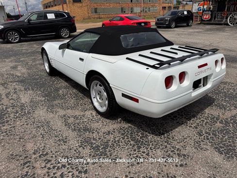 Used 1992 Chevrolet Corvette Convertible RWD image 20