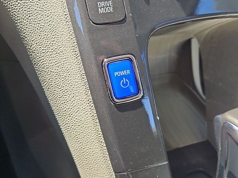 Used 2015 Chevrolet Volt FWD image 15
