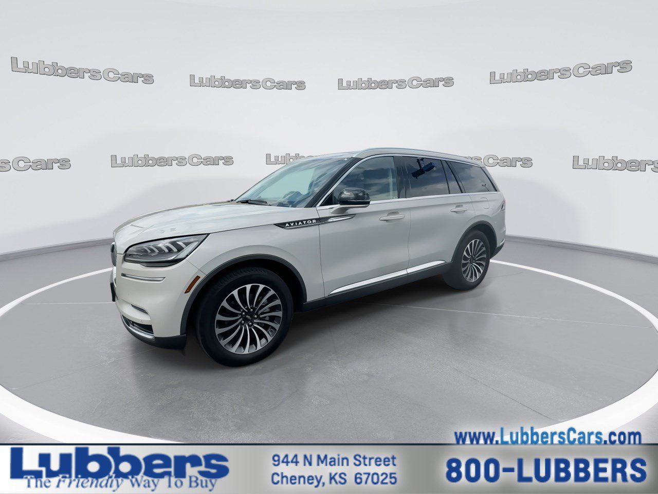 Used 2023 Lincoln Aviator 2WD w/ Premium Package image 4