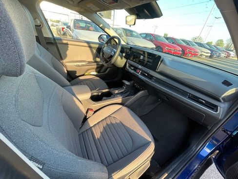 Certified 2025 Kia K4 EX FWD image 26