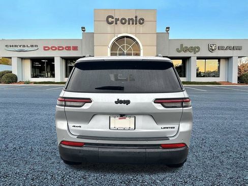 Used 2024 Jeep Grand Cherokee L Limited w/ Black Appearance Package image 4