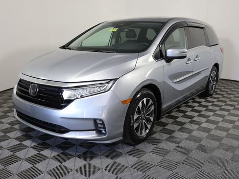 Used 2024 Honda Odyssey EX-L image 1