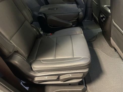 Used 2025 GMC Yukon Denali image 61