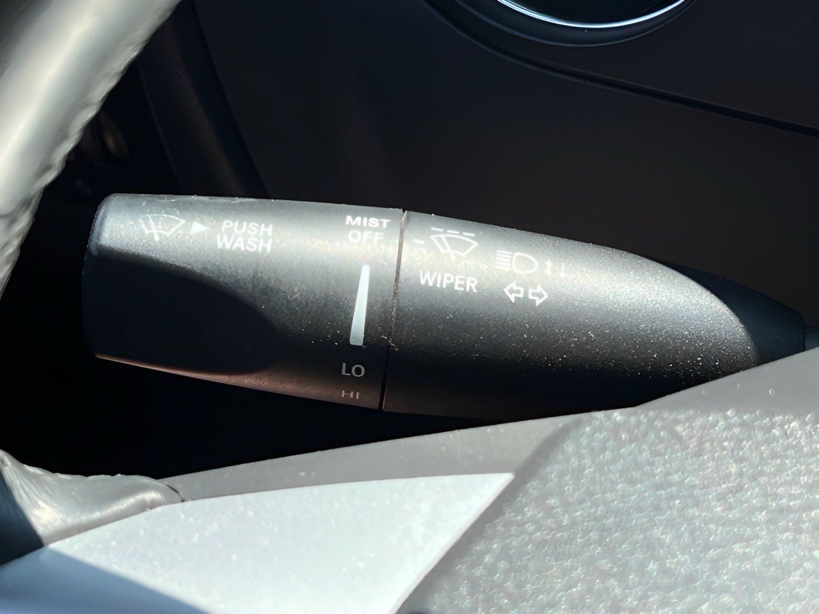 Used 2013 Dodge Challenger SXT RWD image 18