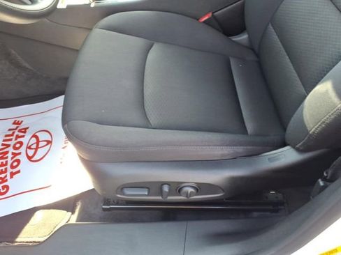 Used 2025 Chevrolet Malibu LT image 14