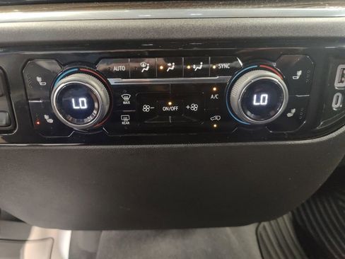 Used 2023 Chevrolet Silverado 1500 LT image 27