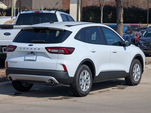 New 2026 Ford Escape Active image 4