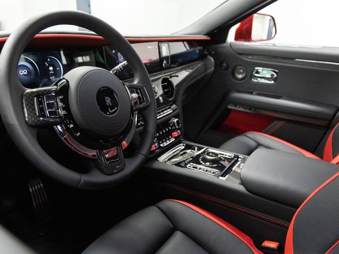 Used 2025 Rolls-Royce Ghost Black Badge image 41