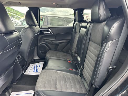 Used 2024 Mitsubishi Outlander SE AWD/4WD image 58