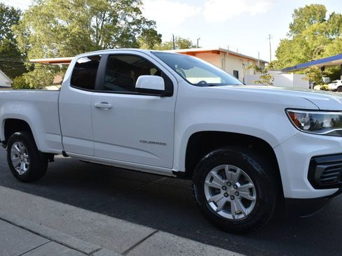 Used 2021 Chevrolet Colorado LT w/ Safety Package RWD image 27