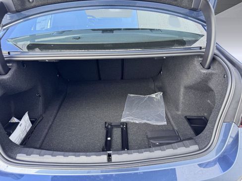 Used 2025 BMW 330i 330i w/ Convenience Package image 21