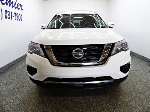 Used 2020 Nissan Pathfinder S AWD/4WD image 2