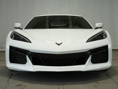 Used 2023 Chevrolet Corvette Z06 image 9