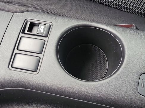 Used 2025 Nissan Z Sport w/ Floor Mat Package image 31