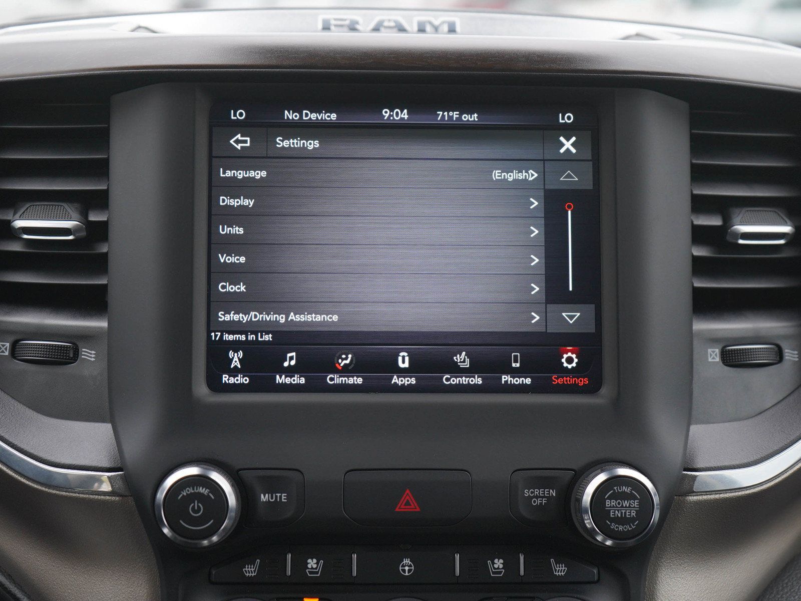 Used 2021 RAM 1500 Laramie AWD/4WD image 18