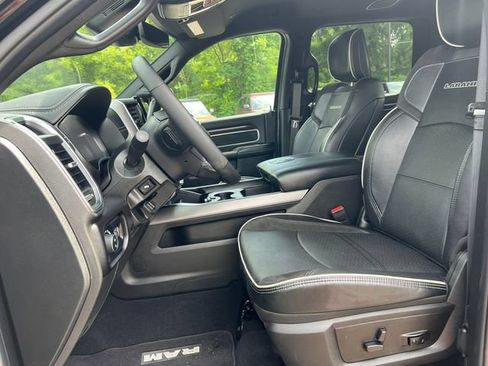 Used 2025 RAM 2500 Laramie AWD/4WD image 4