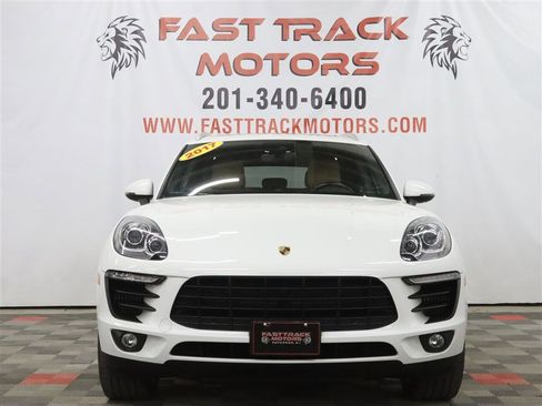 Used 2017 Porsche Macan S AWD/4WD image 2