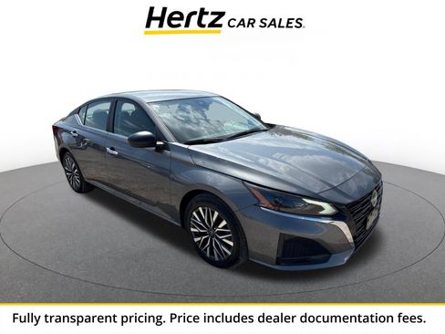Used 2025 Nissan Altima 2.5 SV FWD image 1