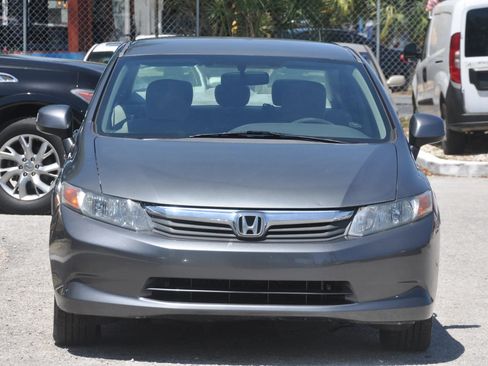 Used 2012 Honda Civic LX image 2