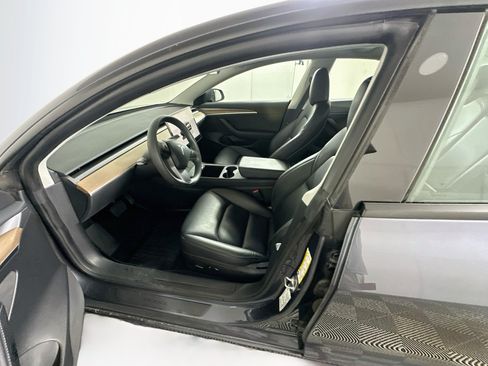 Used 2023 Tesla Model 3 Standard Range RWD image 13