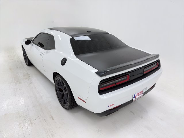 Used 2020 Dodge Challenger R/T w/ Blacktop Package RWD image 38
