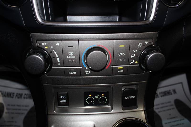Used 2013 Toyota Highlander SE AWD/4WD image 21