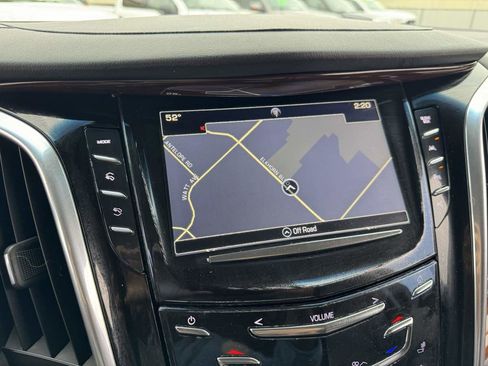 Used 2017 Cadillac Escalade Luxury image 33