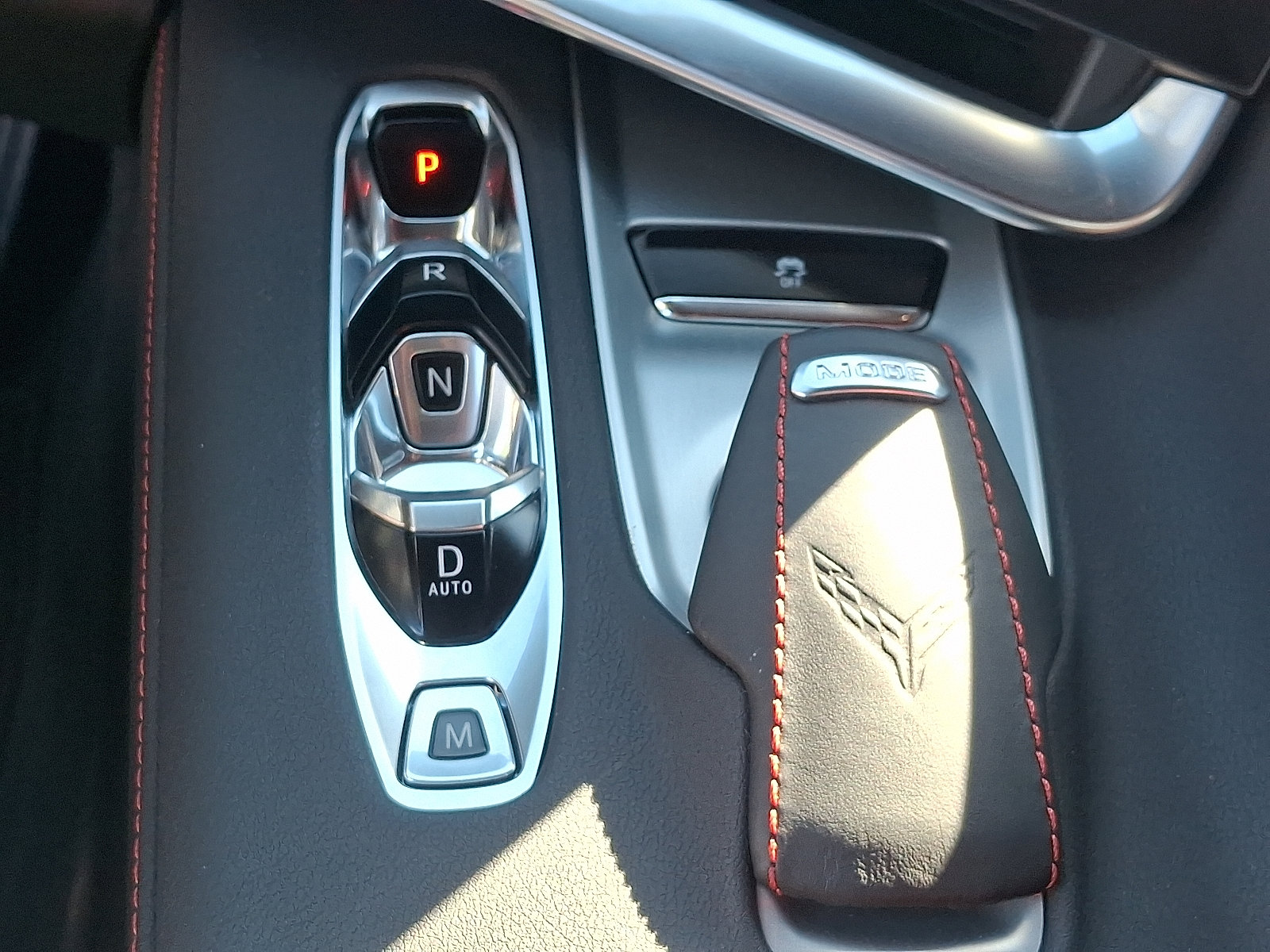 Used 2022 Chevrolet Corvette Stingray Coupe w/ 1LT RWD image 14