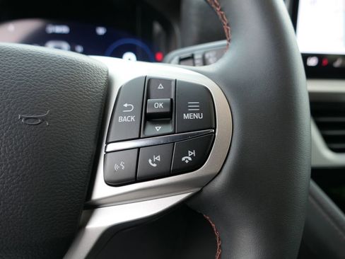 Used 2026 Ford Explorer Active image 17