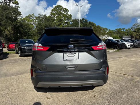Used 2024 Ford Edge SEL image 4