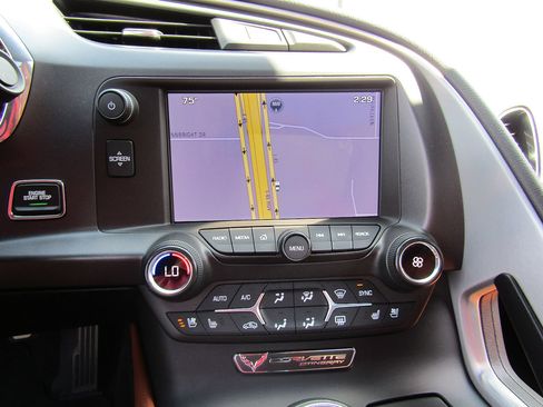 Used 2014 Chevrolet Corvette Stingray Convertible w/ 2LT Preferred Equipment Group RWD image 16