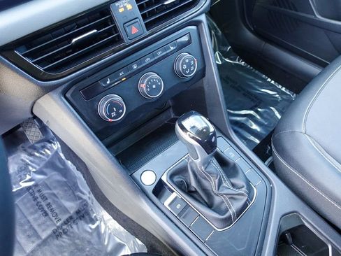 Used 2022 Volkswagen Taos SE image 21